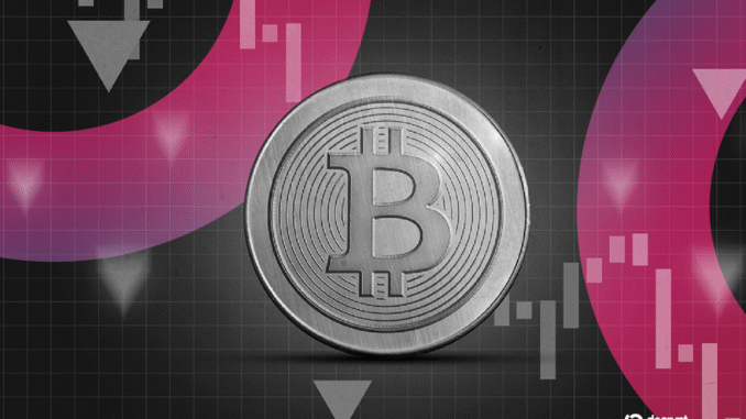 Bitcoin, Ethereum and XRP Sink as Crypto Liquidations Top $900 Million