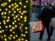 Strong holiday sales defy weak consumer sentiment