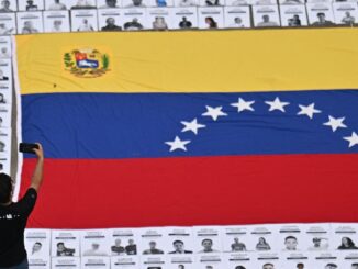 The Information Networks That Connect Venezuelans in Uncertain Times